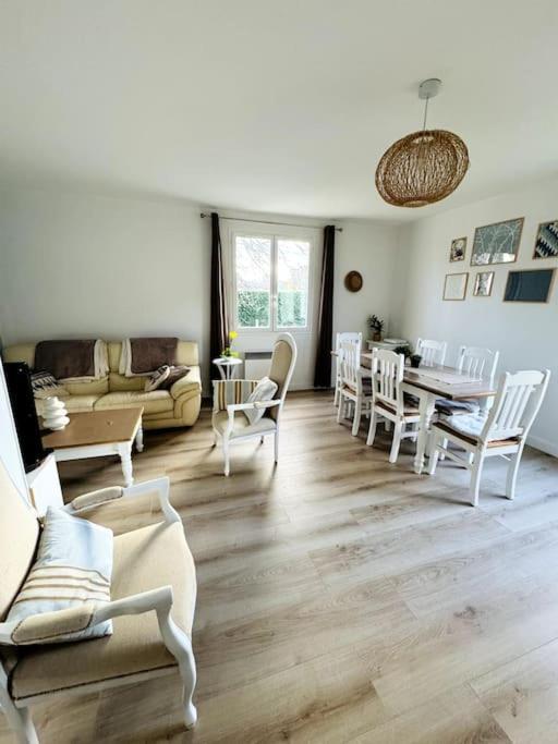 Maison Renovee Et Chaleureuse Proche Du Memorial Caen Ngoại thất bức ảnh